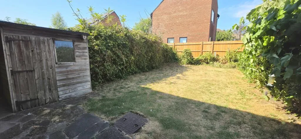 2 bedroom semi-detached house for rent