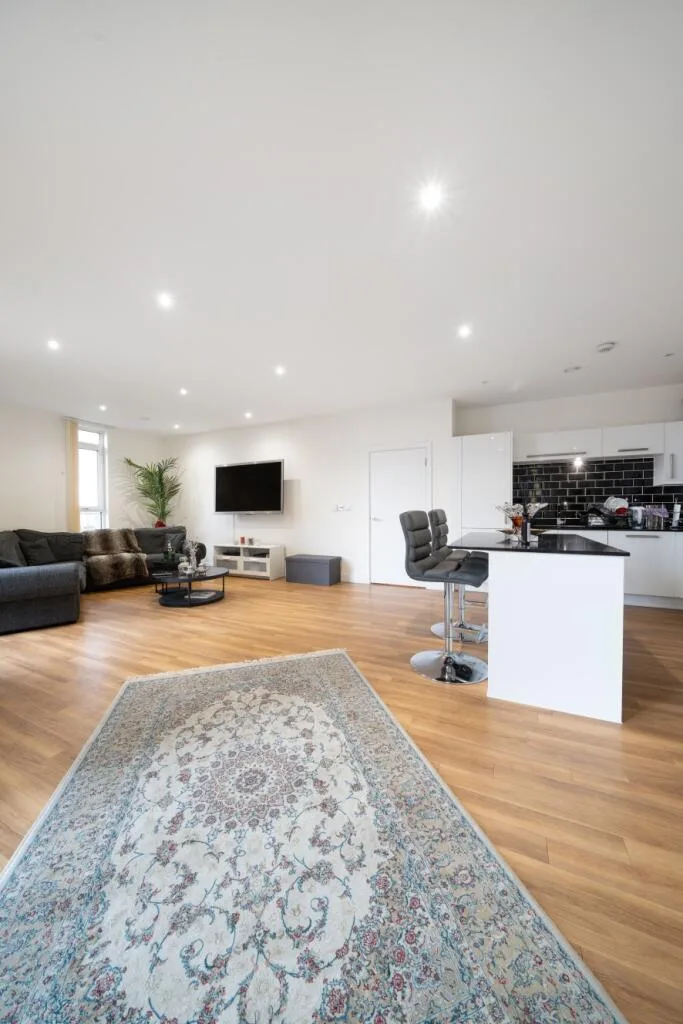 3 bedroom flat for rent