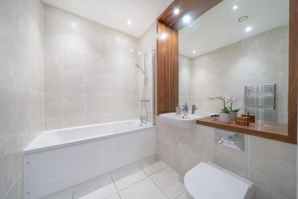 3 bedroom flat for rent