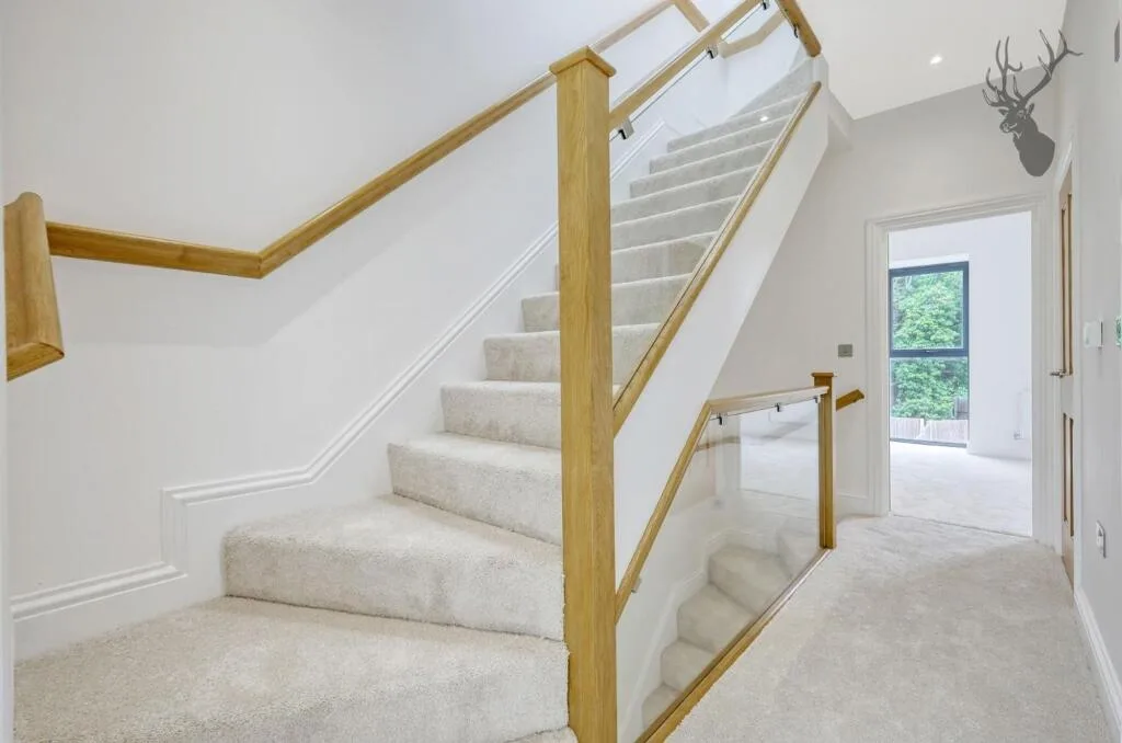 4 bedroom semi-detached house for rent