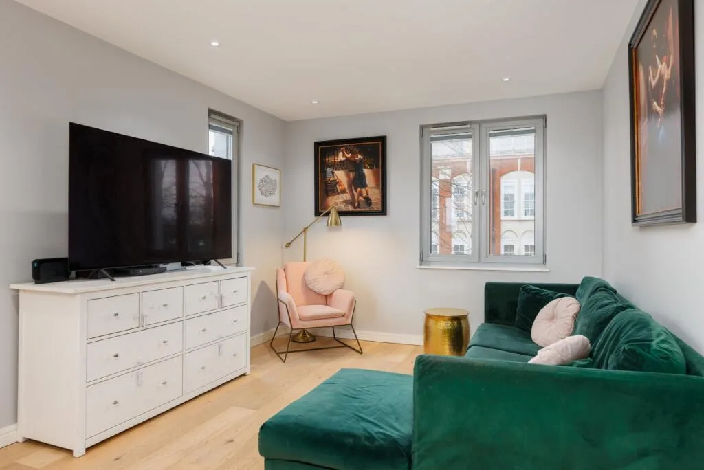 2 bedroom flat for rent