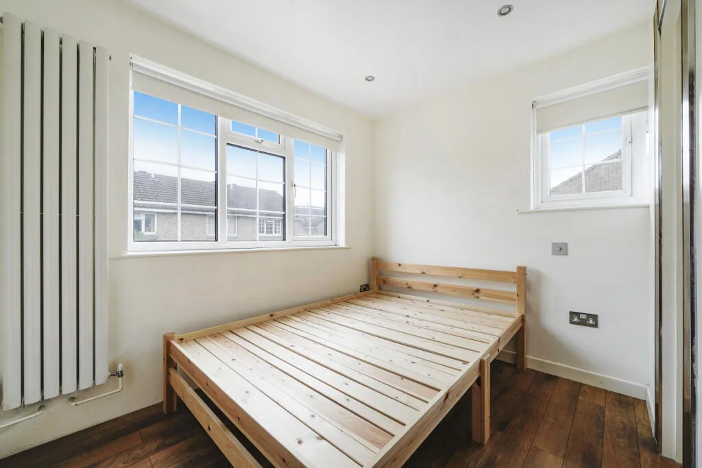 2 bedroom semi-detached house for rent