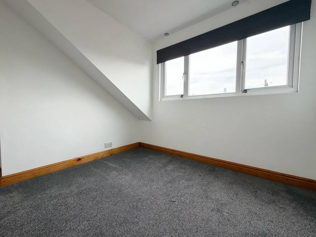 4 bedroom terraced house for rent
