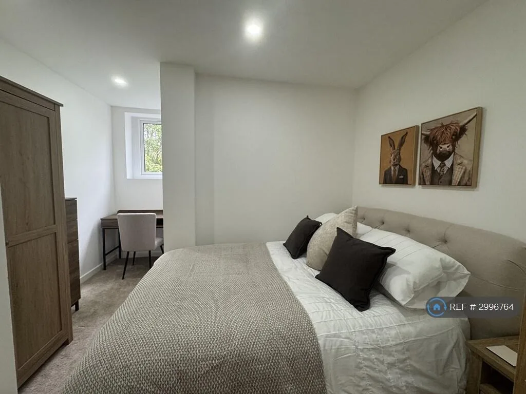 2 bedroom flat for rent
