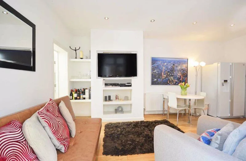2 bedroom ground floor flat for rent