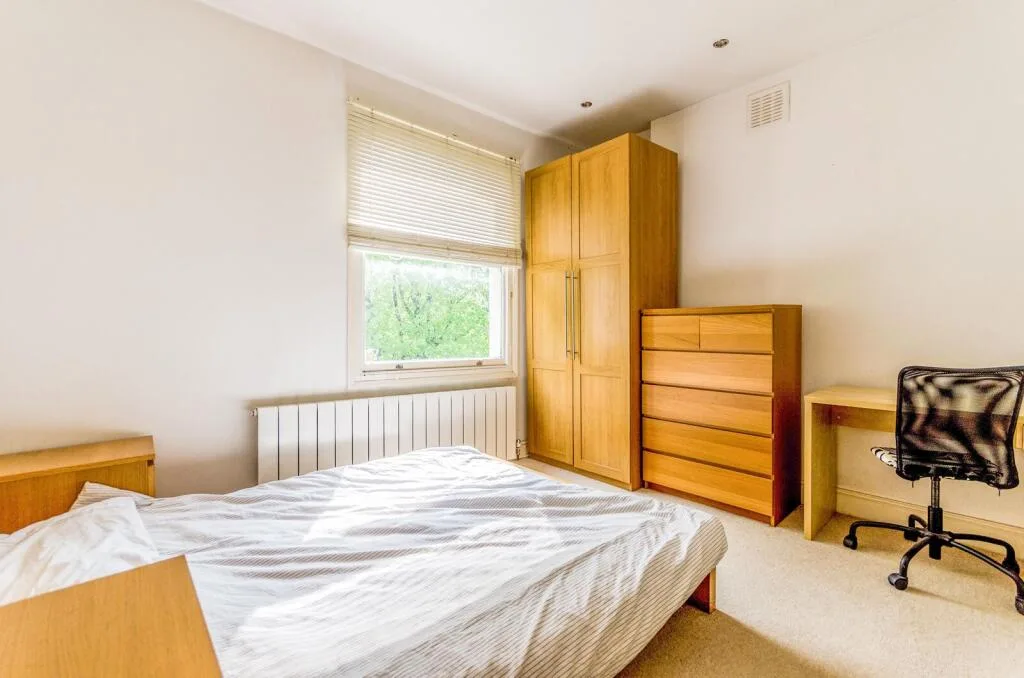 3 bedroom flat for rent