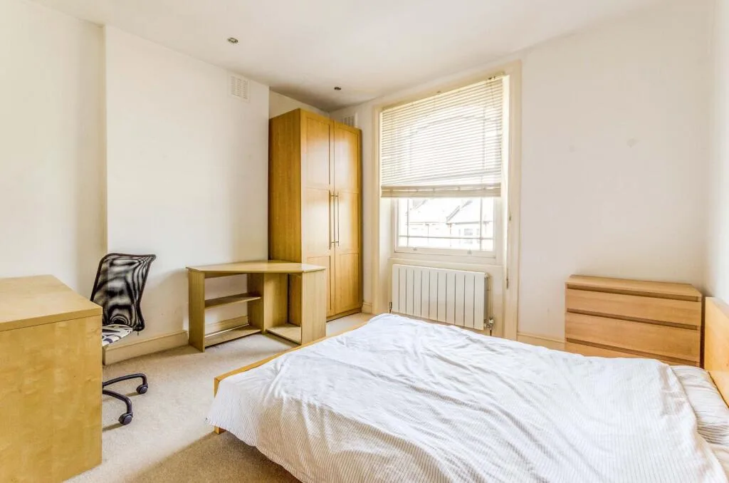 3 bedroom flat for rent
