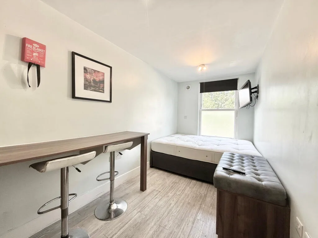 Studio flat for rent