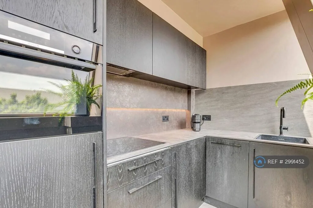 1 bedroom penthouse for rent