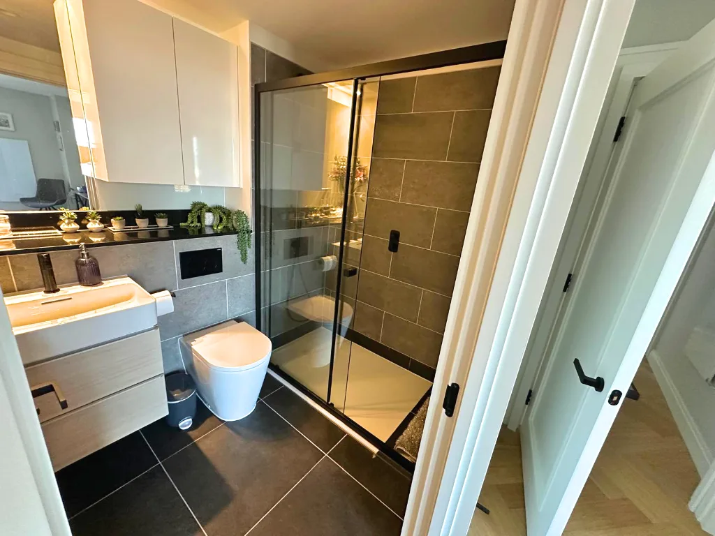 2 bedroom penthouse for rent
