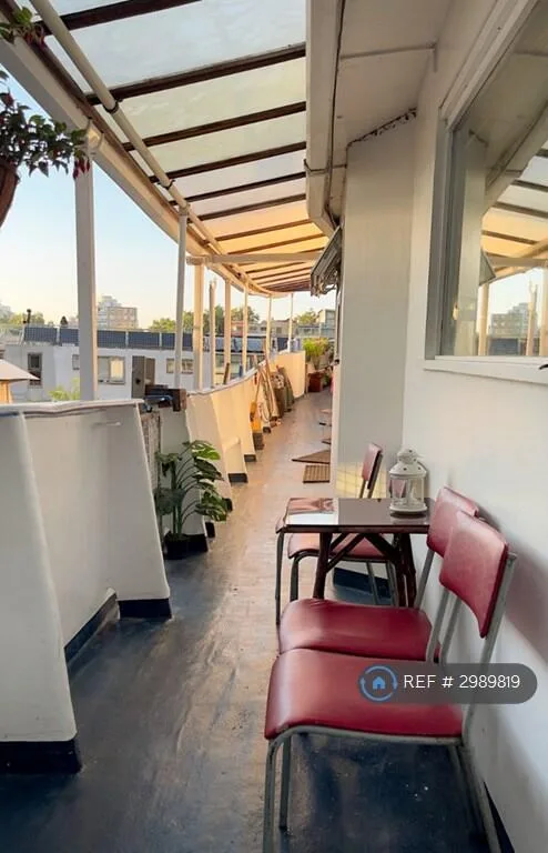 2 bedroom house boat for rent