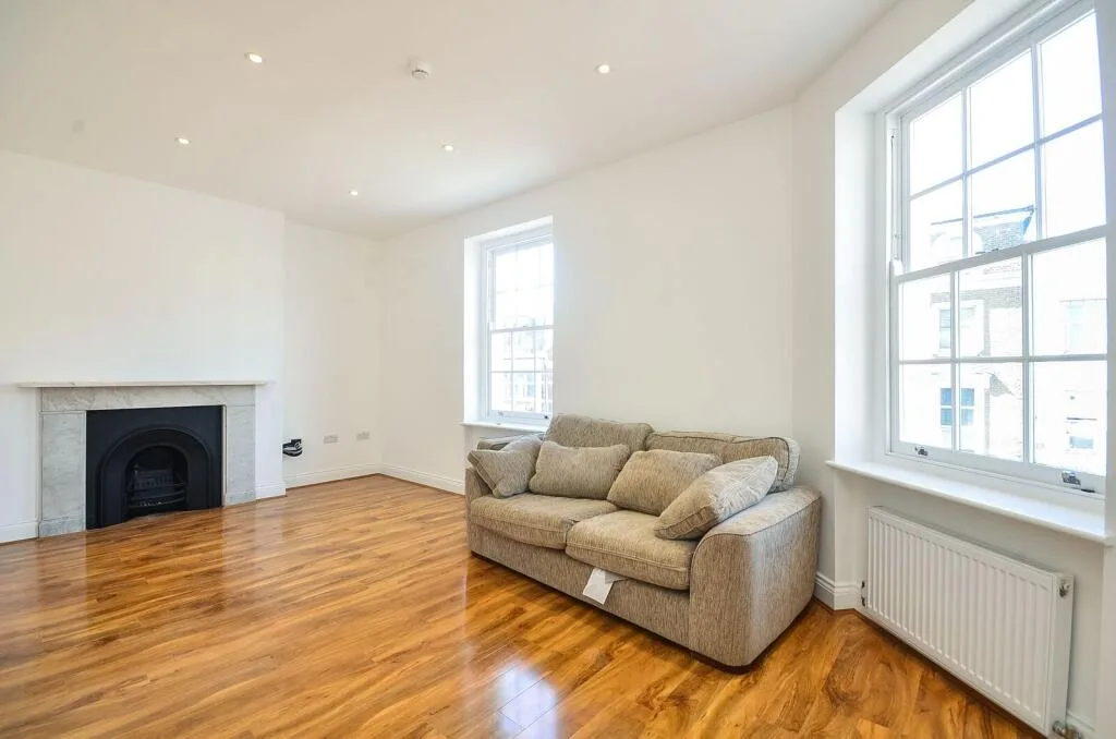 2 bedroom flat for rent