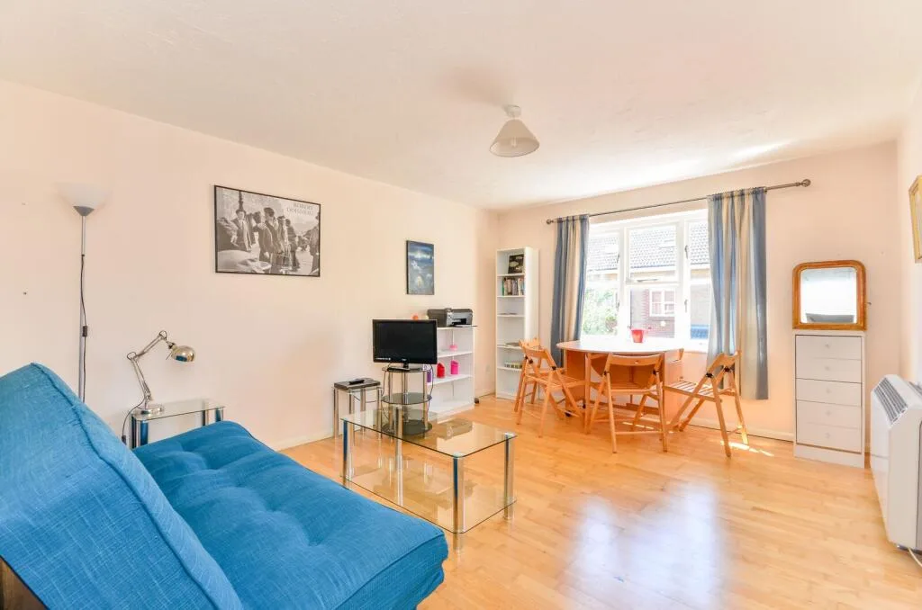 1 bedroom flat for rent