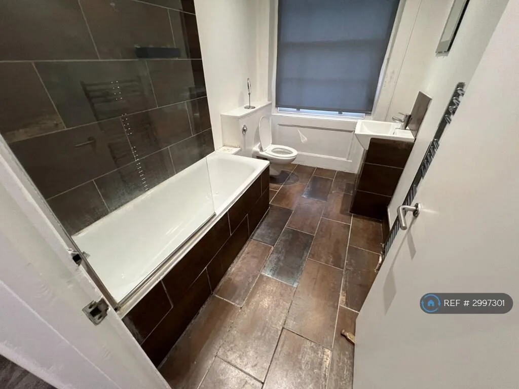 4 bedroom maisonette for rent