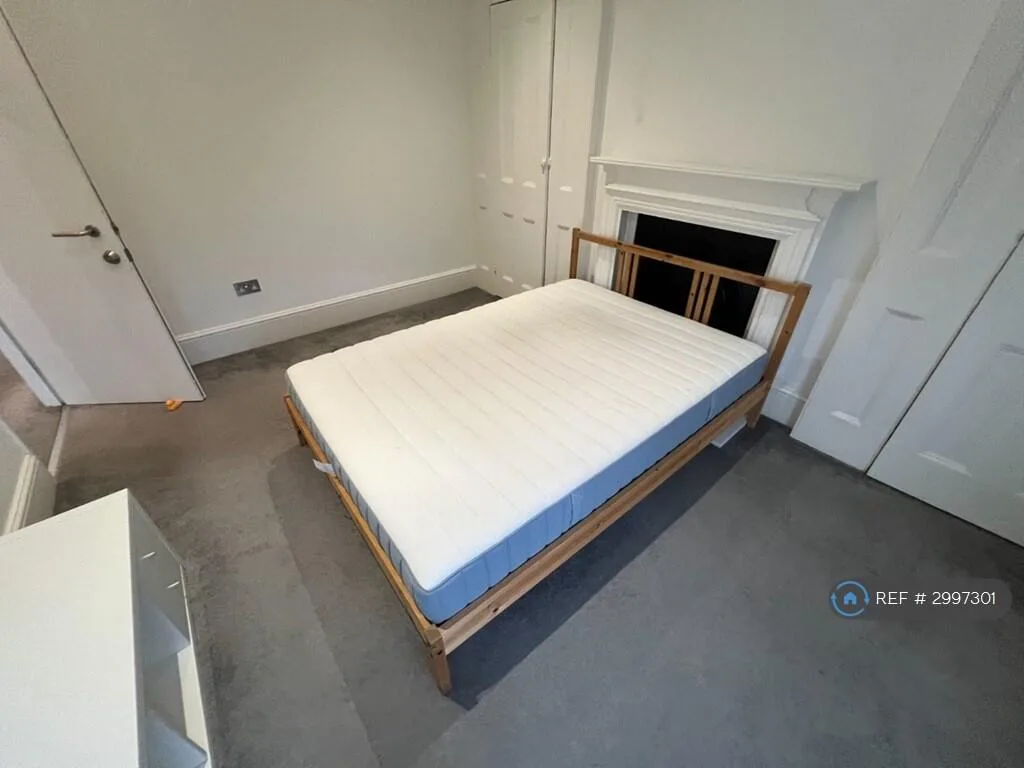 4 bedroom maisonette for rent