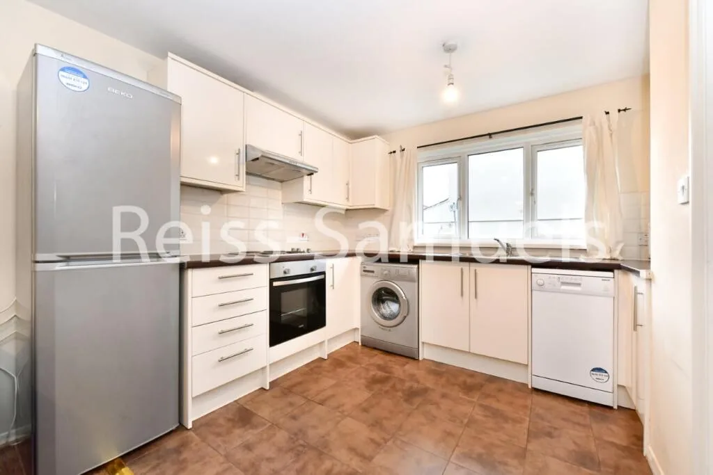 3 bedroom apartment for rent
