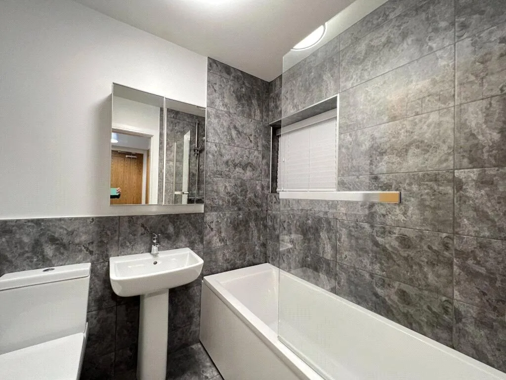 4 bedroom apartment for rent
