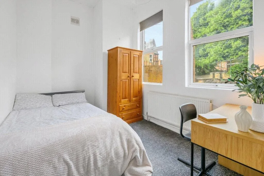 4 bedroom apartment for rent