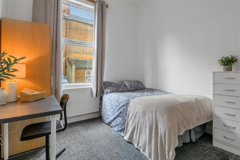 4 bedroom apartment for rent