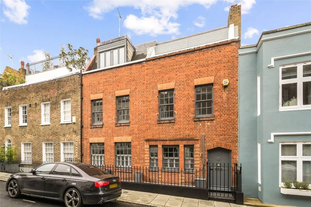 5 bedroom terraced house for rent