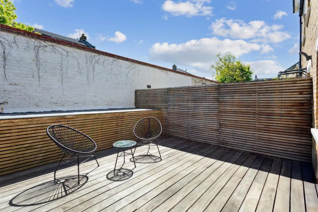 2 bedroom ground floor flat for rent