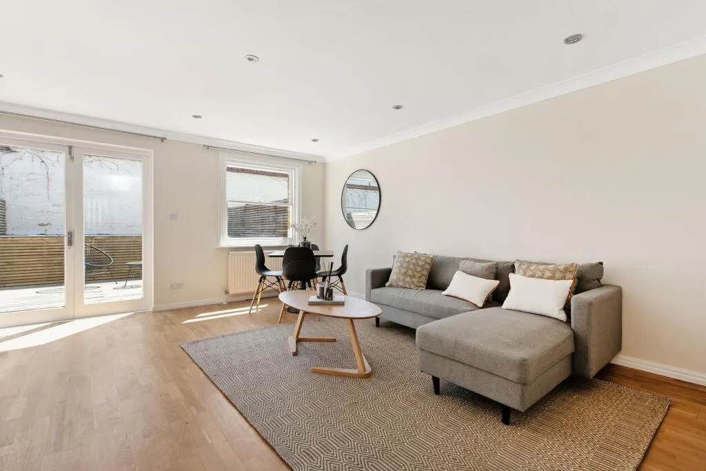 2 bedroom ground floor flat for rent