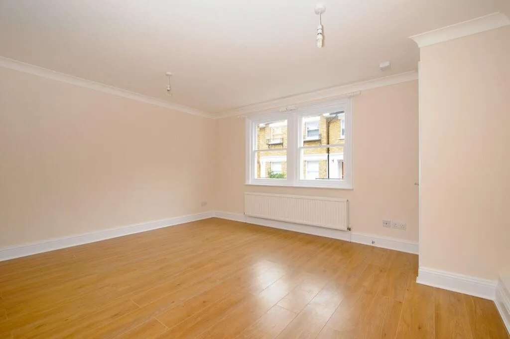 1 bedroom ground floor flat for rent