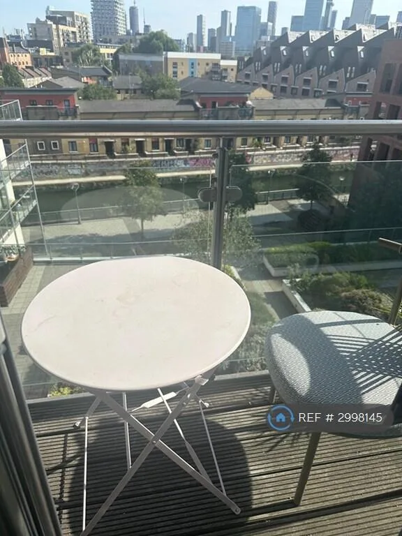 Studio flat for rent