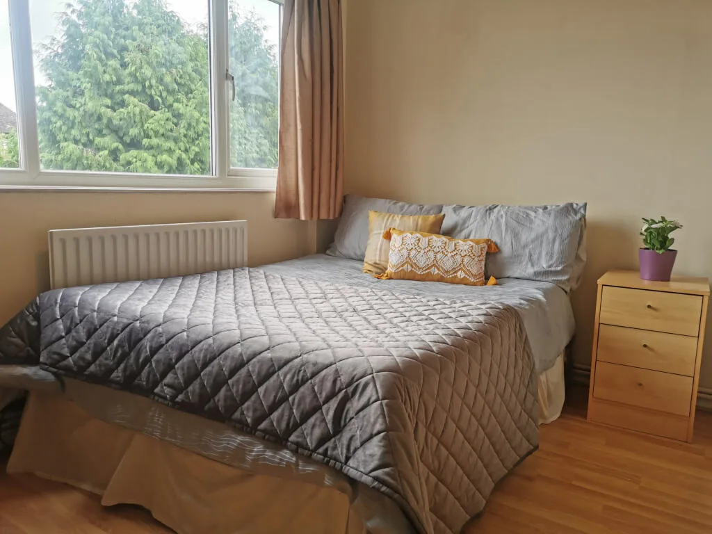 5 bedroom house for rent