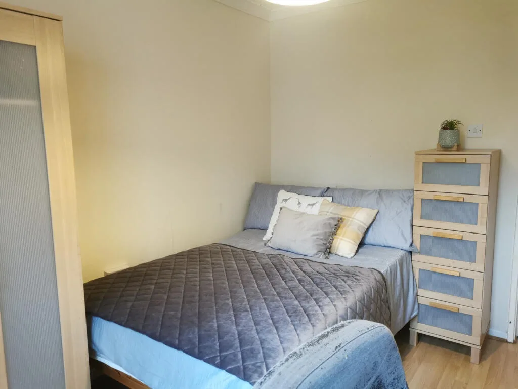 5 bedroom house for rent