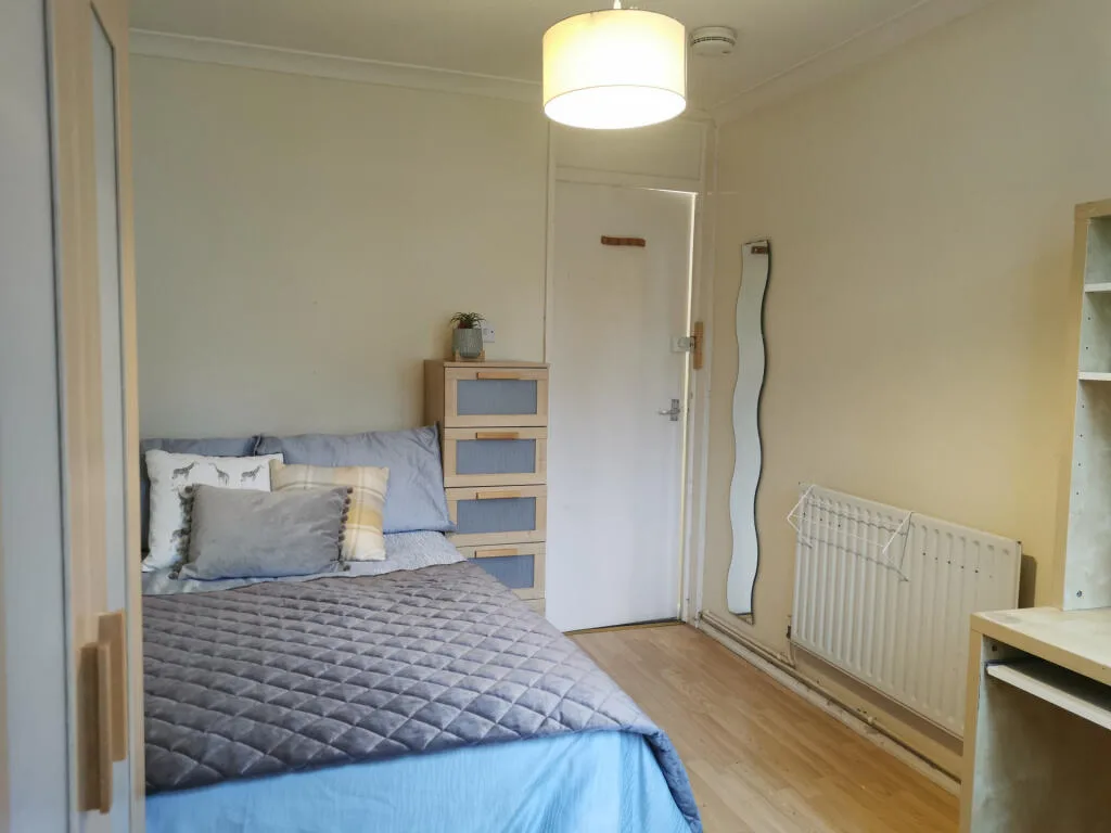 5 bedroom house for rent