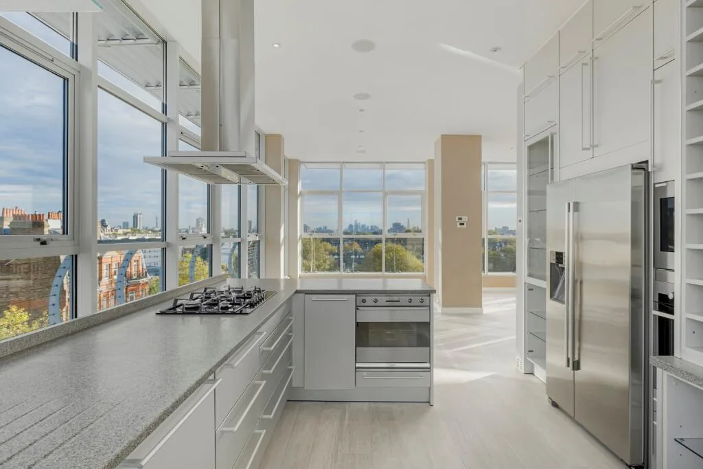 4 bedroom duplex for rent