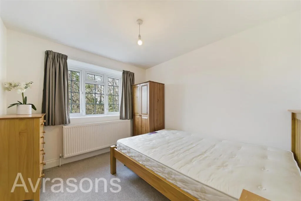 4 bedroom flat for rent