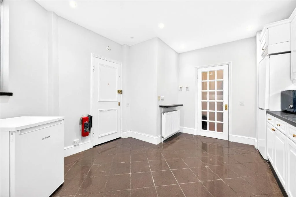 4 bedroom apartment for rent