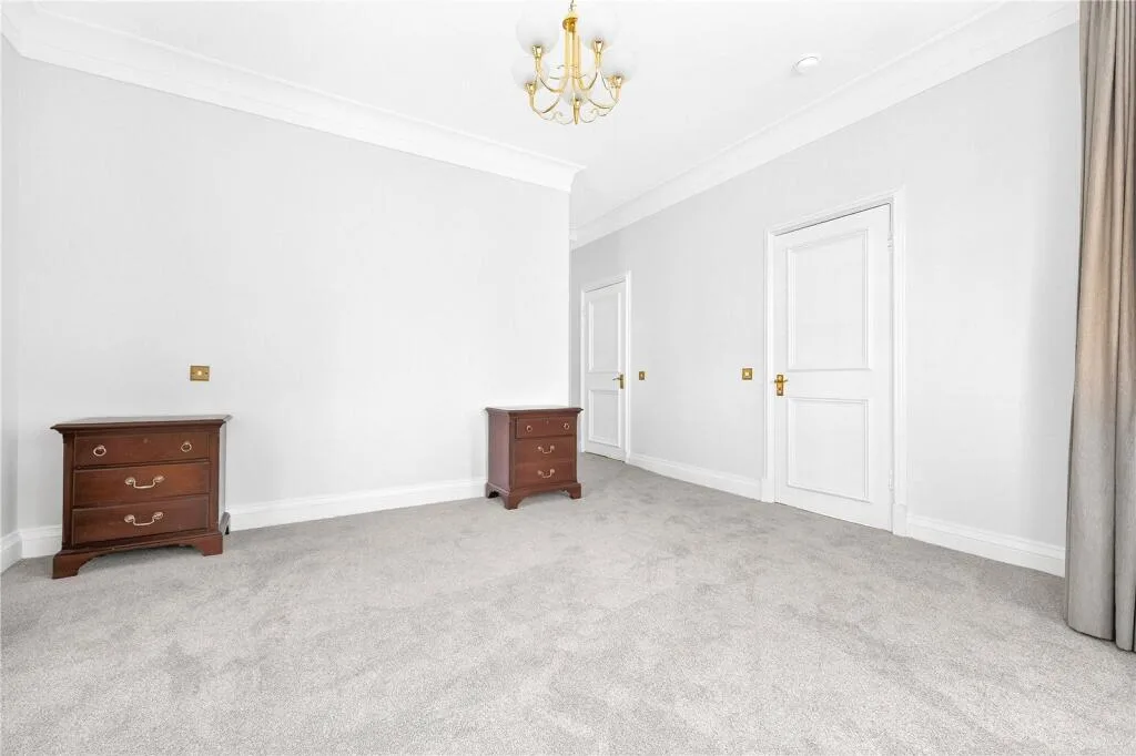 4 bedroom apartment for rent