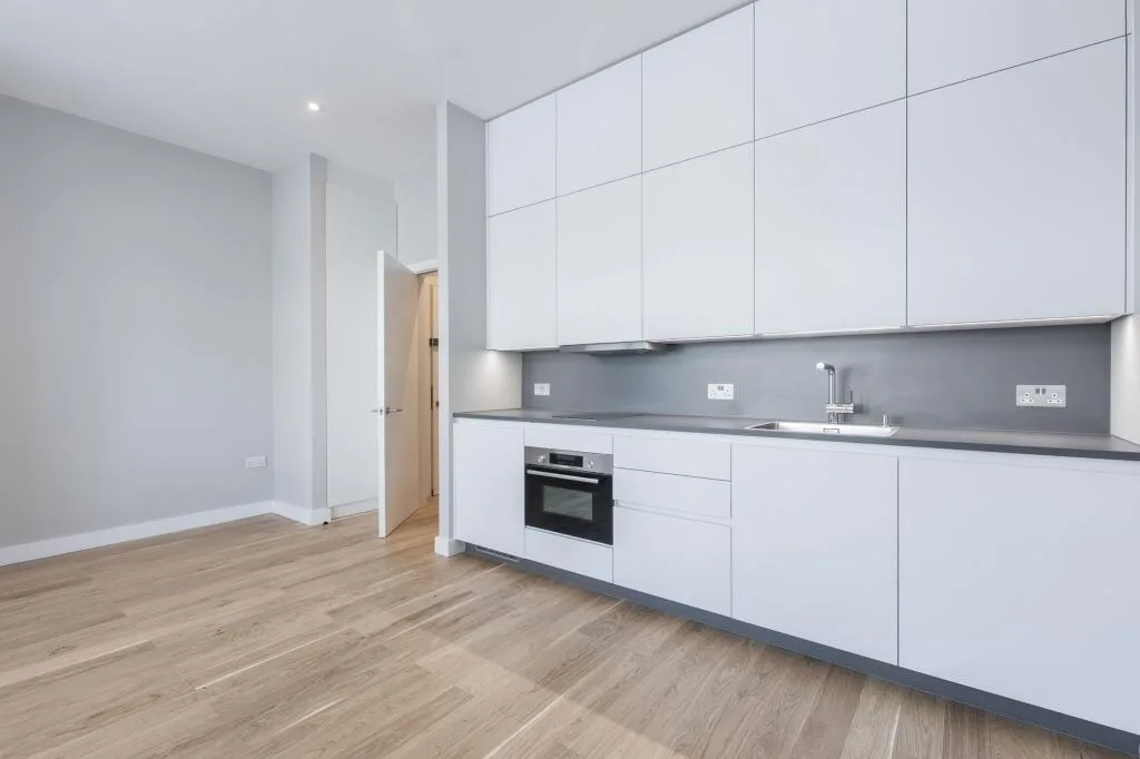 Ground floor studio flat for rent