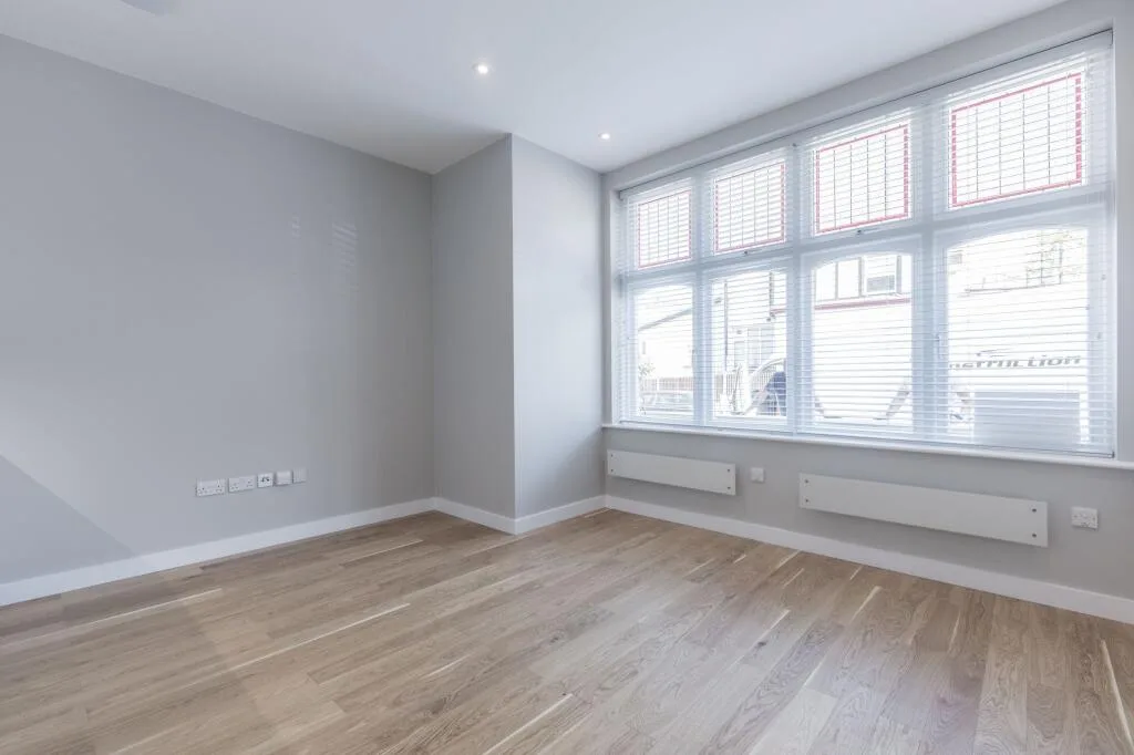 Ground floor studio flat for rent