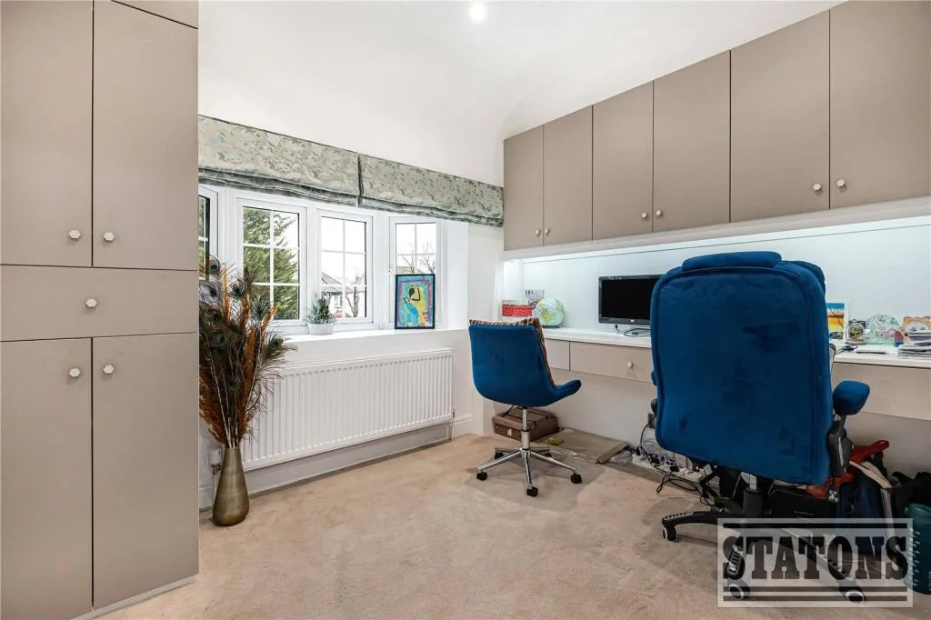 4 bedroom detached house for rent