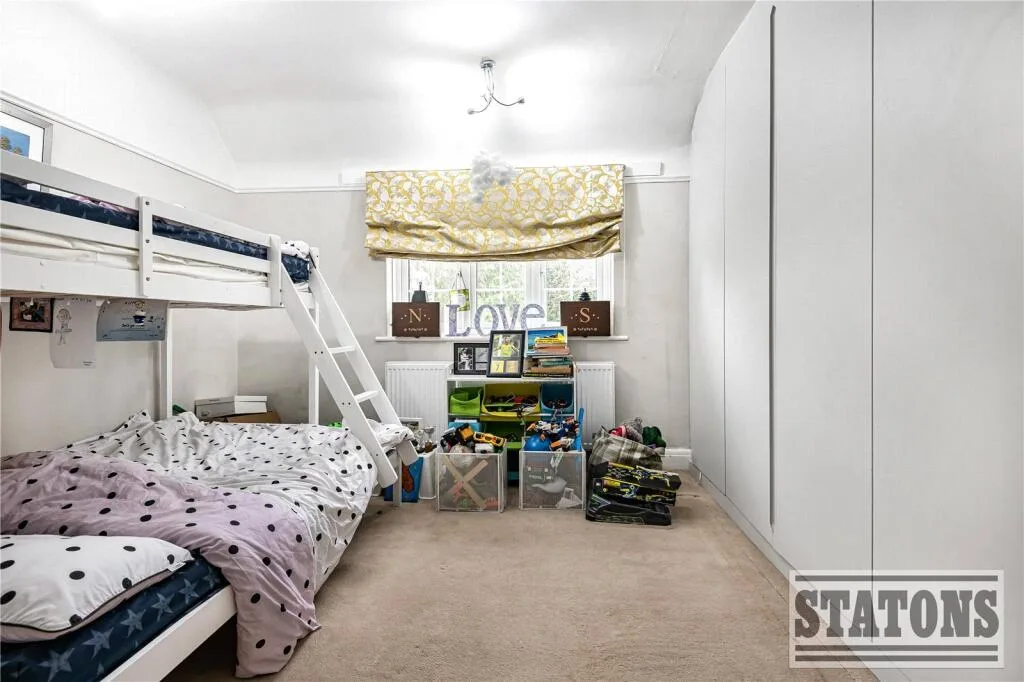 4 bedroom detached house for rent
