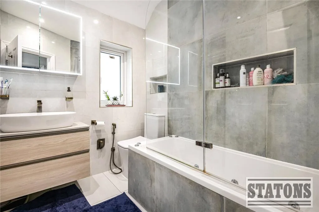 4 bedroom detached house for rent