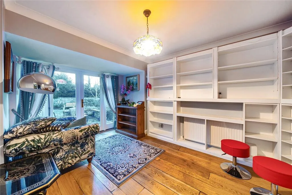 4 bedroom detached house for rent