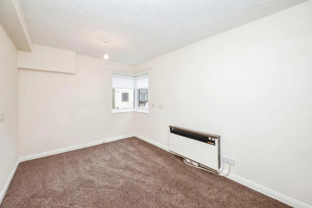 1 bedroom retirement property for rent