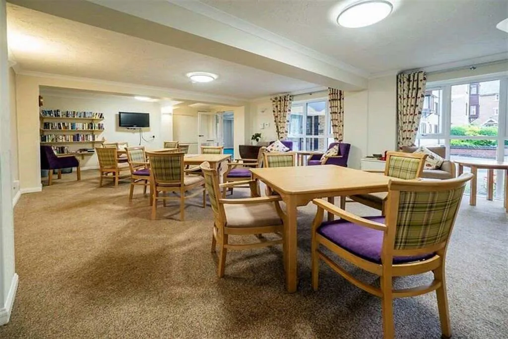 1 bedroom retirement property for rent