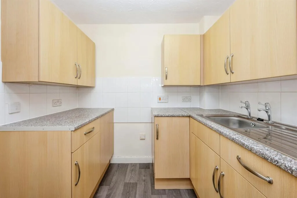 1 bedroom retirement property for rent