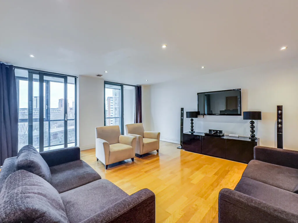 3 bedroom flat for rent