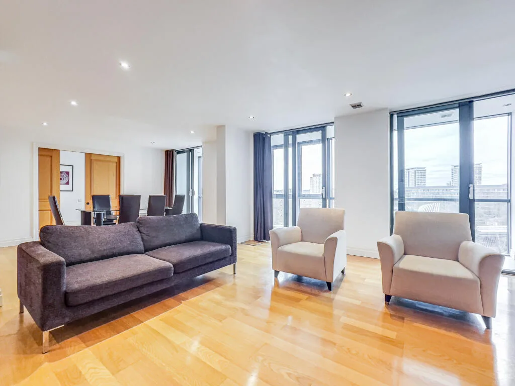 3 bedroom flat for rent