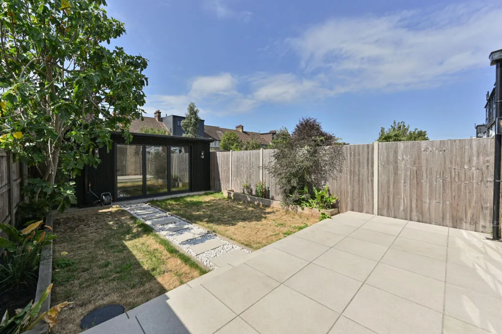 4 bedroom house for rent