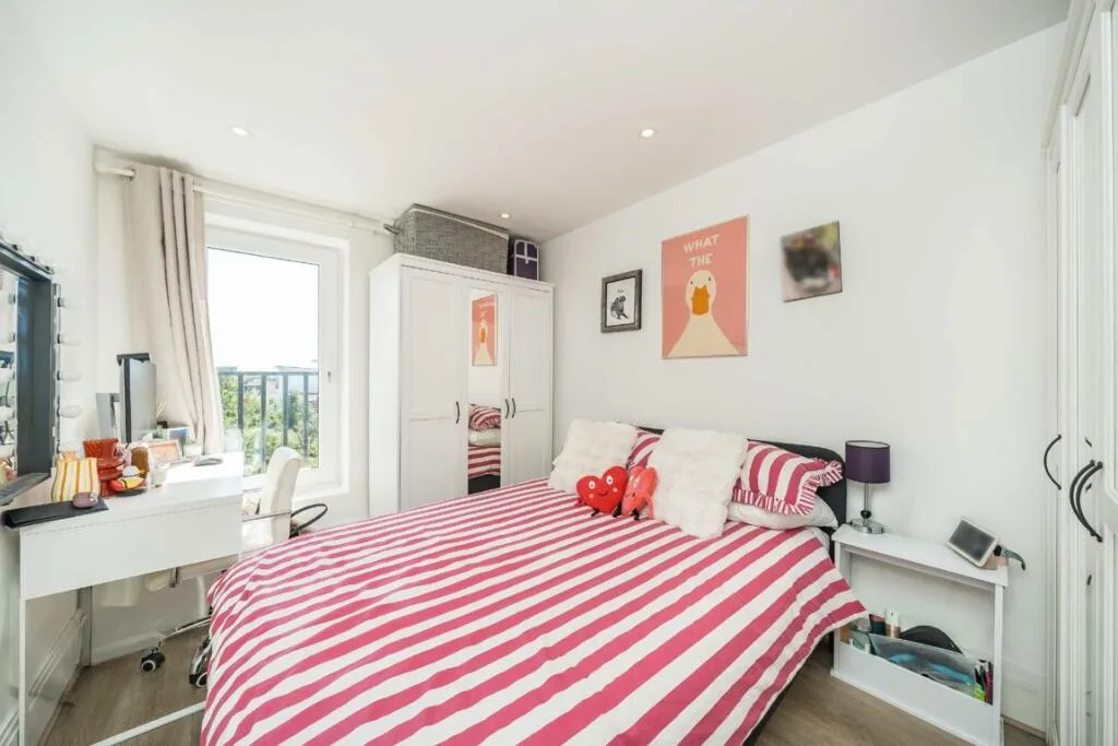 3 bedroom flat for rent
