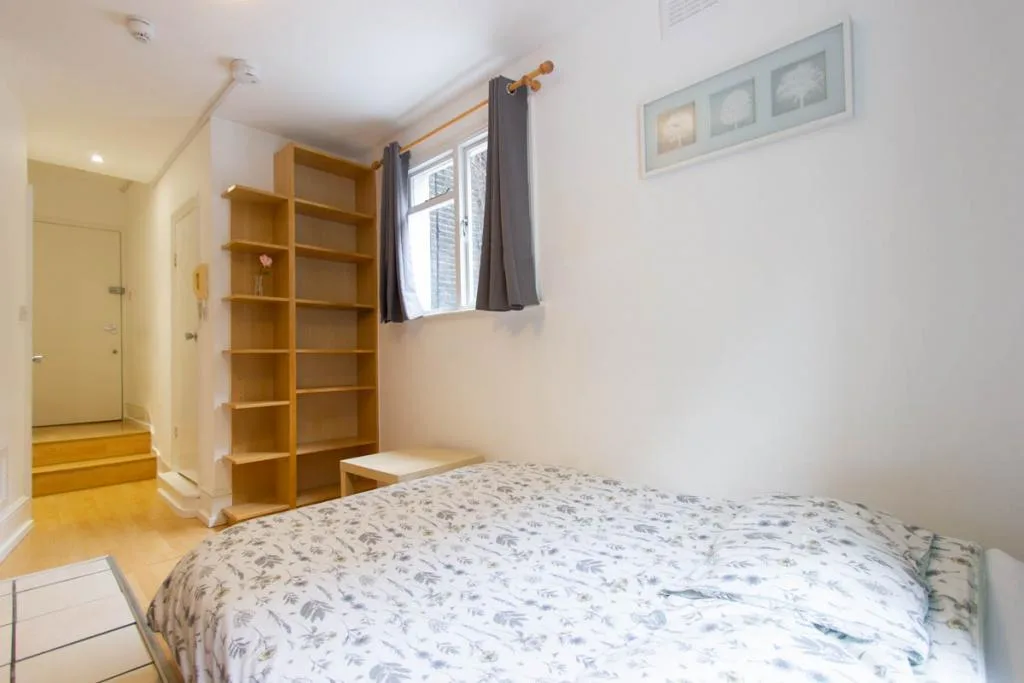 Studio flat for rent