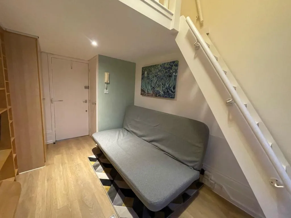 Studio flat for rent